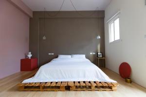 Phòng Giường Đôi Có Ban Công (Double Room with Balcony)