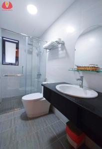 Phòng Deluxe hướng biển giường đôi (Deluxe Double Room with Sea View)