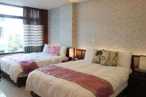 Phòng Deluxe 4 Người (Deluxe Quadruple Room)