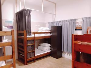 Phòng Ngủ Tập Thể 6 Giường Cho Cả Nam Và Nữ (6-Bed Mixed Dormitory Room)