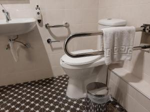 Triple Room - Disability Access room in ATHENIAN MONTAZA HOTEL