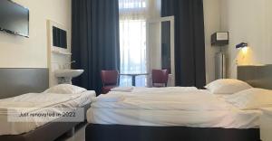 Deluxe Triple Room room in City Hotel