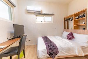 Phòng Giường Đôi Nhỏ (Small Double Room)