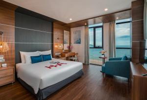 Phòng Deluxe trước bãi biển có giường King (Beach Front Deluxe King)