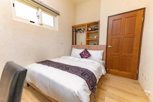 Phòng Giường Đôi Nhỏ (Small Double Room)