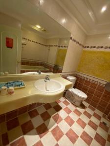 Phòng Có Giường Cỡ Queen (Queen Room)