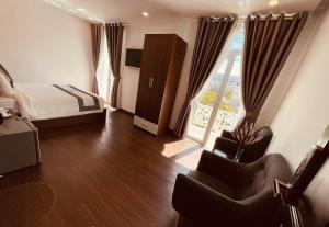 Phòng Cao Cấp Cho Hai Người (Superior Double Room)