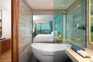 Phòng Đôi Loại Sang Senior Đại Dương (Ocean Senior Deluxe Double Room)