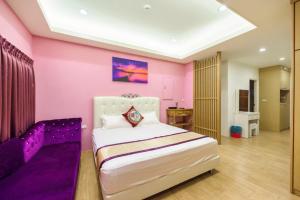 Suite Gia Đình Có Ban Công (Family Suite with Balcony)