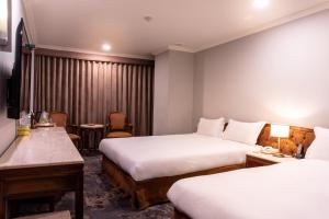 Phòng 3 Người với Vòi sen (Triple Room with Shower)