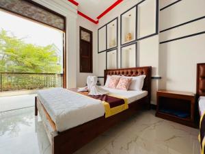 Phòng Loại Sang Giường Đôi (Deluxe Double Room)