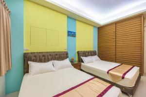 Phòng Deluxe 4 Người (Deluxe Quadruple Room)