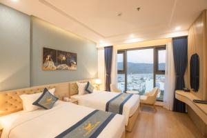 Phòng 2 Giường Đơn Nhìn Ra Biển (Twin Room with Sea View)