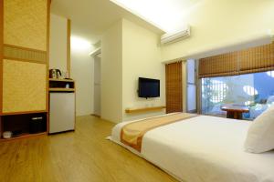 Phòng Giường Đôi Hạng Bình Dân (Budget Double Room)