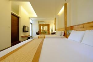 Phòng Tiêu Chuẩn 4 Người (Standard Quadruple Room)