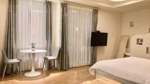 Phòng Đôi Cao Cấp (Superior Double Room)