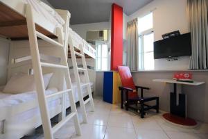 Phòng 4 Người (Quadruple Room)