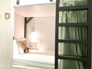 1 Người trong Phòng Tập Thể 6 Giường - Chỉ cho Nữ (1 Person in 6-Bed Dormitory - Female Only)