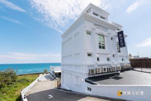 Phòng Giường Đôi/2 Giường Đơn Nhìn Ra Biển (Double or Twin Room with Sea View)