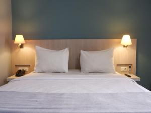 Phòng Cao Cấp Cho Hai Người (Superior Double Room)