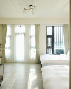 Phòng 4 Người Có Ban Công (Quadruple Room with Balcony)
