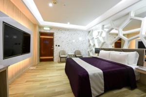 Phòng Tiêu Chuẩn Giường Đôi (Standard Double Room)