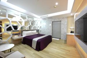 Phòng Tiêu Chuẩn Giường Đôi (Standard Double Room)
