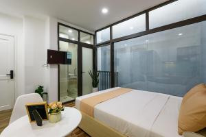 Studio Có Giường Cỡ Queen (Queen Studio)