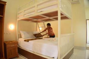 Phòng Hai Giường Đơn Loại Sang (Deluxe Twin Room)