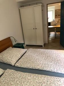 Two-Bedroom Apartment room in Lilienthalschlösschen