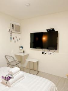 Phòng đôi có phòng tắm chung (Double Room with shared bathroom room)