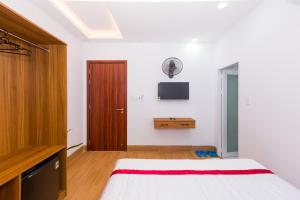 Phòng Giường Đôi Có Phòng Tắm Riêng (Double Room with Private Bathroom)