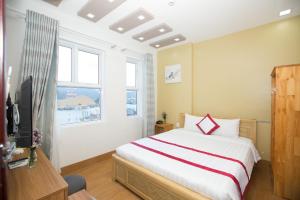 Phòng Giường Đôi Nhìn Ra Biển (Double Room with Sea View)