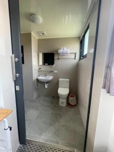 Phòng Có Giường Cỡ King - Phù Hợp Cho Khách Khuyết Tật (King Room - Disability Access)