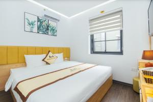 Phòng Tiêu Chuẩn Giường Lớn (Standard King Room)
