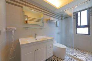 Phòng Giường Đôi Có Ban Công (Double Room with Balcony)