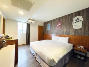Phòng Cao Cấp Cho Hai Người (Superior Double Room)