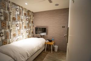 Phòng giường đơn không có cửa sổ (Single Room without Window)