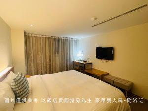 Phòng Deluxe Giường Đôi Có Bồn Tắm (Deluxe Double Room with Bath)