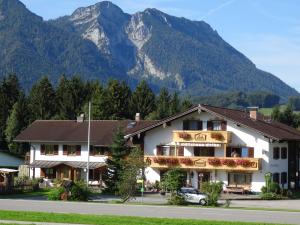 Pension Gastehaus Erika Inzell Germany J2ski