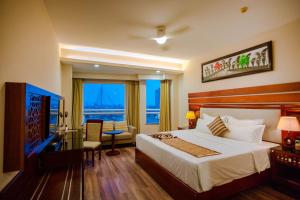 Phòng Deluxe Giường Đôi/2 Giường Đơn (Deluxe Double or Twin Room)