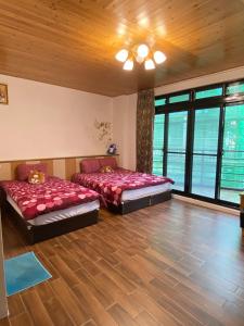 Phòng 3 người có ban công (Triple Room with Balcony)