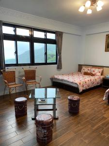 Phòng Loại Sang Giường Đôi (Deluxe Double Room)