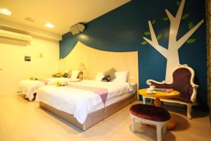 Phòng 4 Người Có Bồn Tắm (Quadruple Room with Bath)