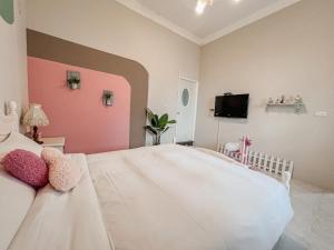 Phòng Giường Đôi Có Phòng Tắm Riêng (Double Room with Private Bathroom)