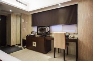 Double Room (No Window, No Parking Lot)