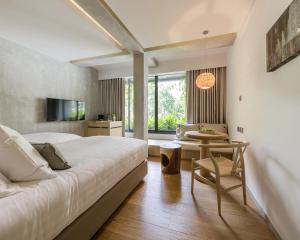 Phòng Superior giường King (Superior King Room)