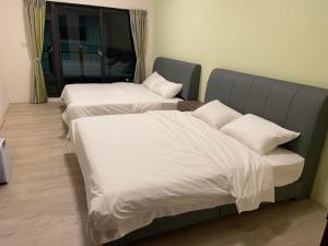 Phòng 4 người có ban công (Quadruple Room with Balcony)