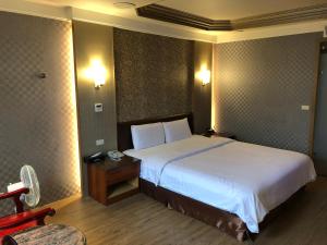 Phòng Tiêu Chuẩn Giường Lớn (Standard King Room)