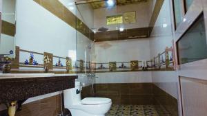 Phòng Loại Sang Giường Lớn (Deluxe King Room)